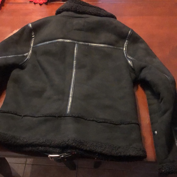 Zara winter faux suede with leather trim - Picture 4 of 8